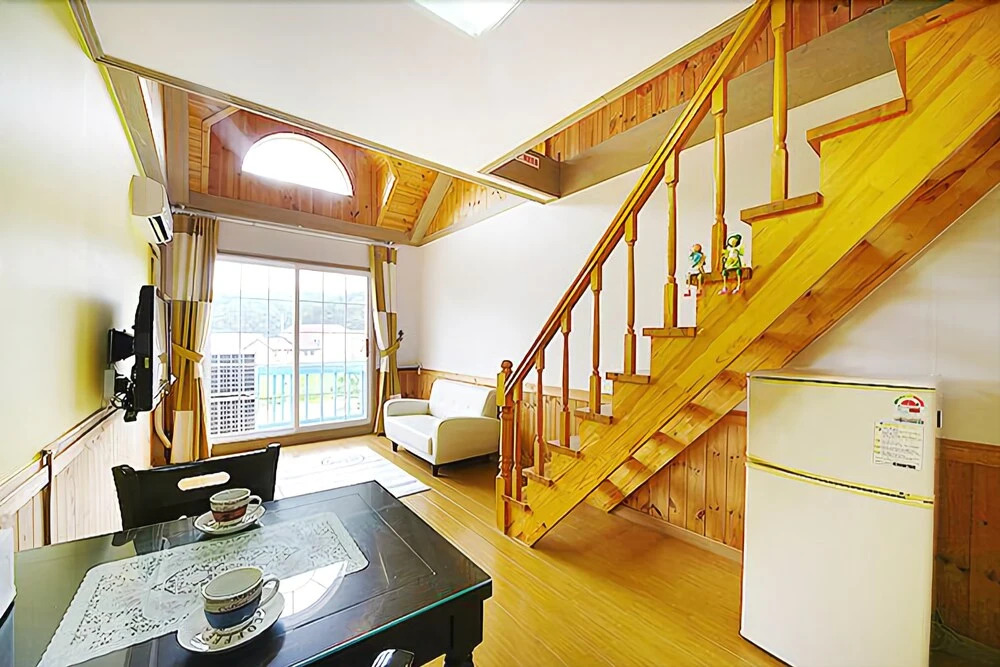 Gyeongpo Starry Love Song House Pension