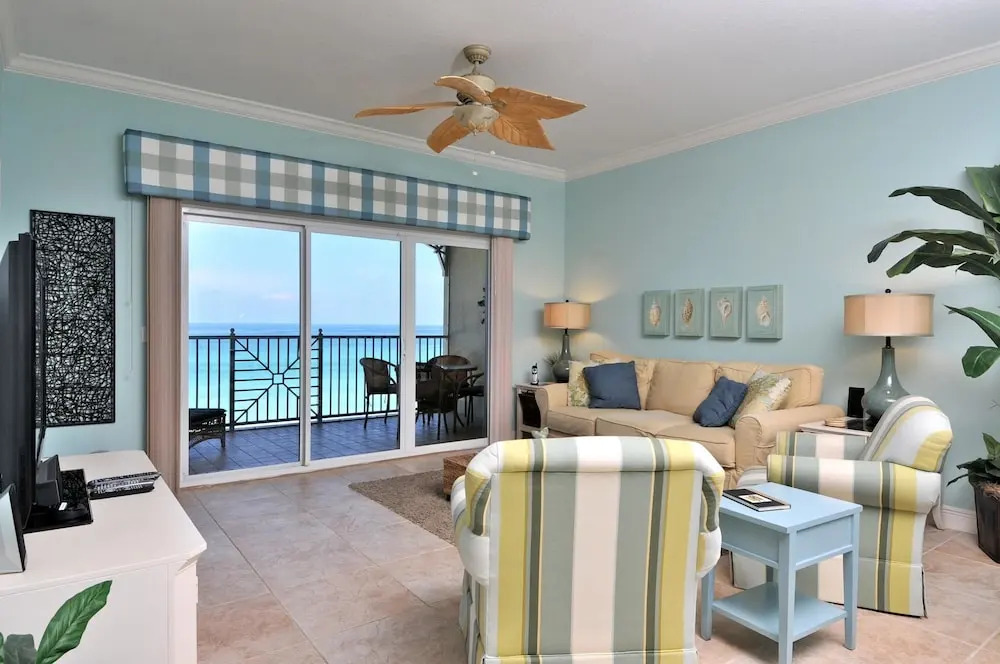 Direct Beach Front Apartment 3