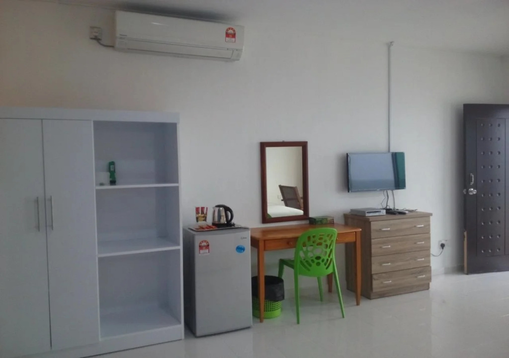 Labu Labi Residence
