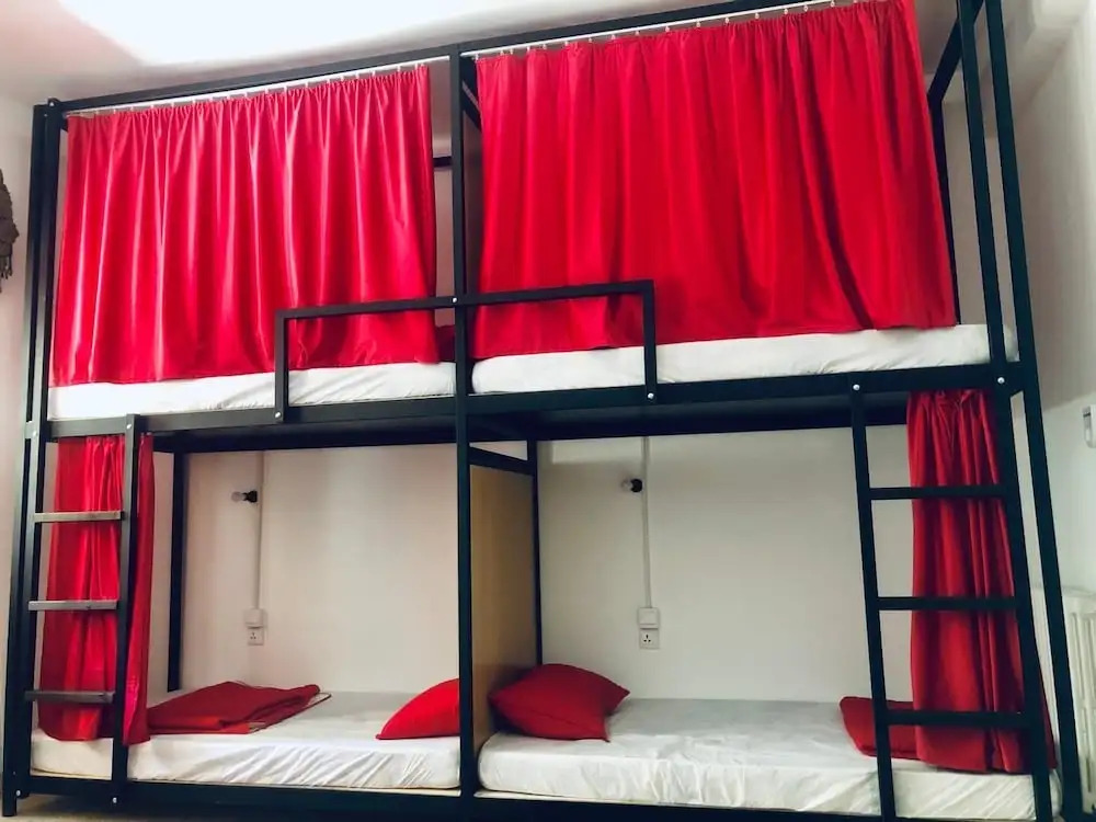 Battuta Hostel