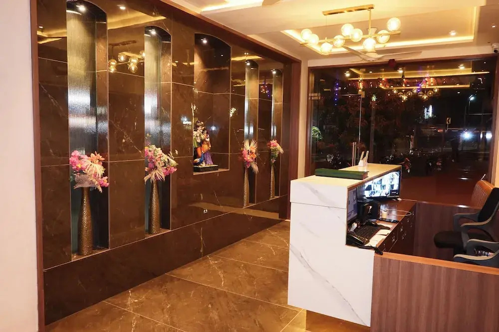 VISHRAM EXECUTIVE ROOMS