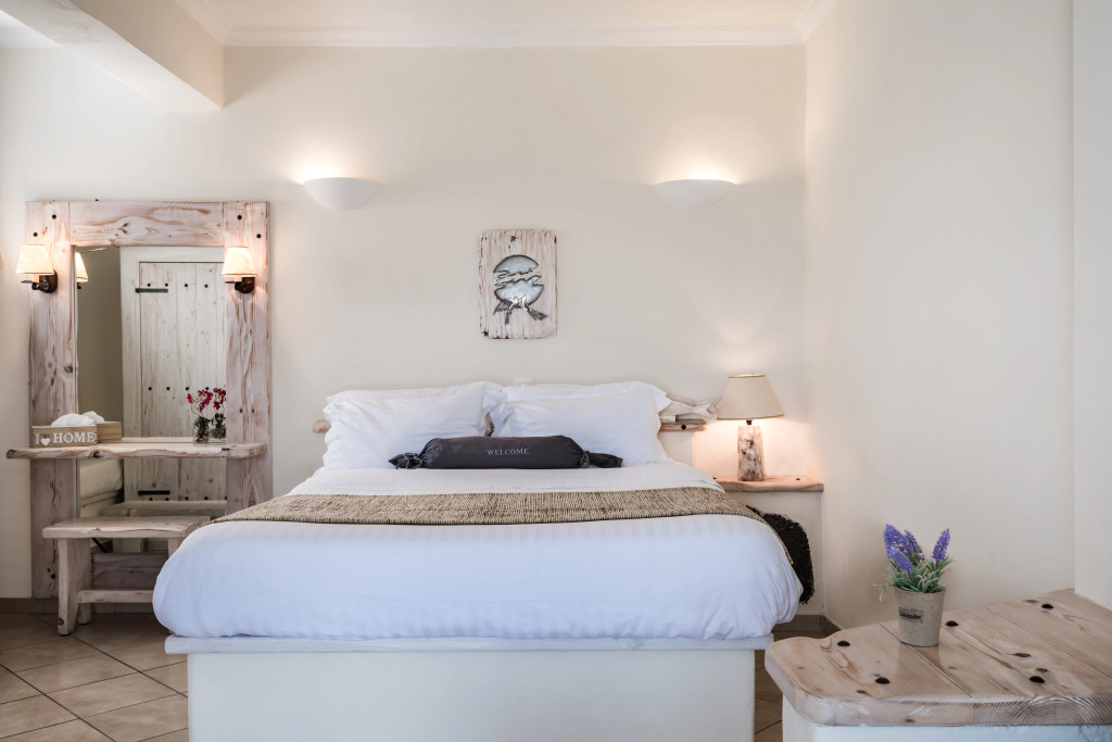 Athermi Suites
