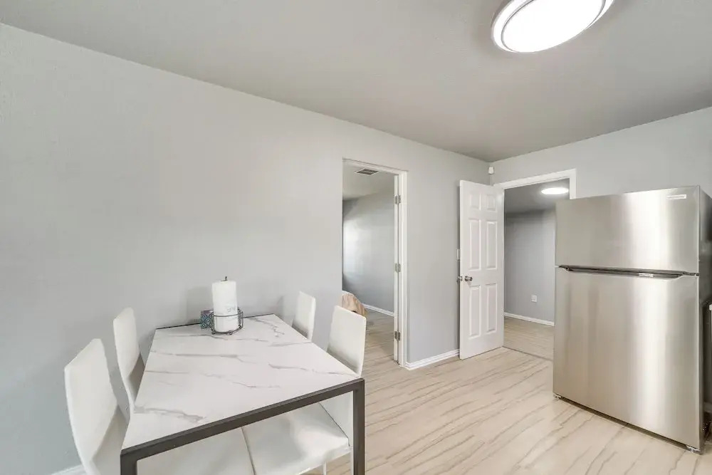 Convenient Tulsa Home - 2 Mi to Downtown