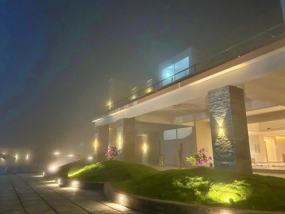VAGA NAKSHATHRA SUITES
