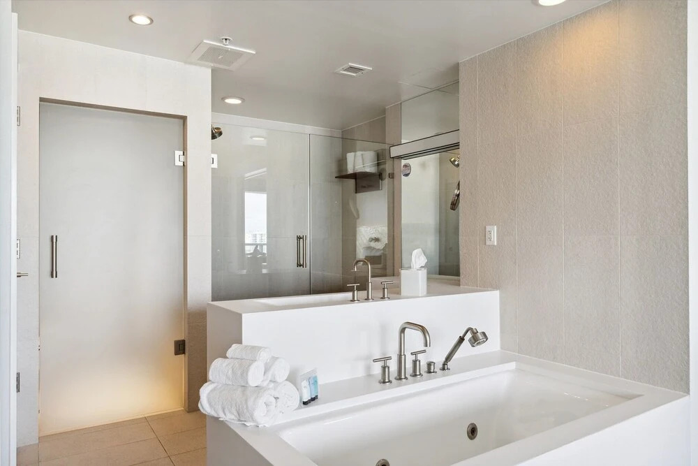Luxury Suite W Pool/gym In The W Residences 2 Bedroom Condo by RedAwning