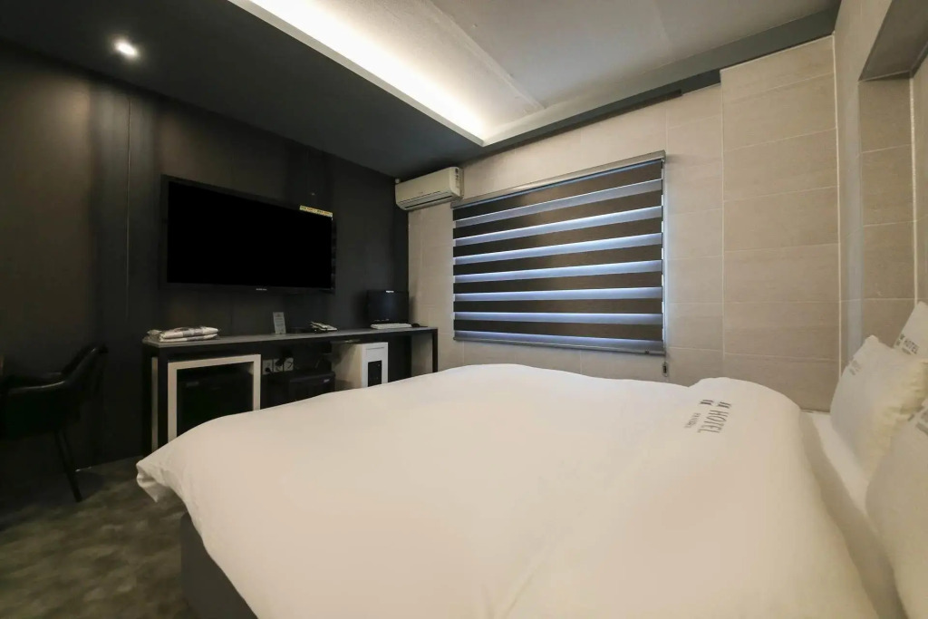 Pandora Hotel
