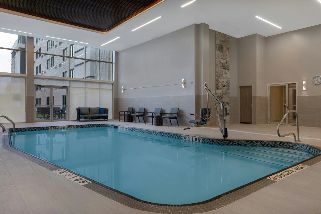 DoubleTree by Hilton Kingston - Newly Renovated
