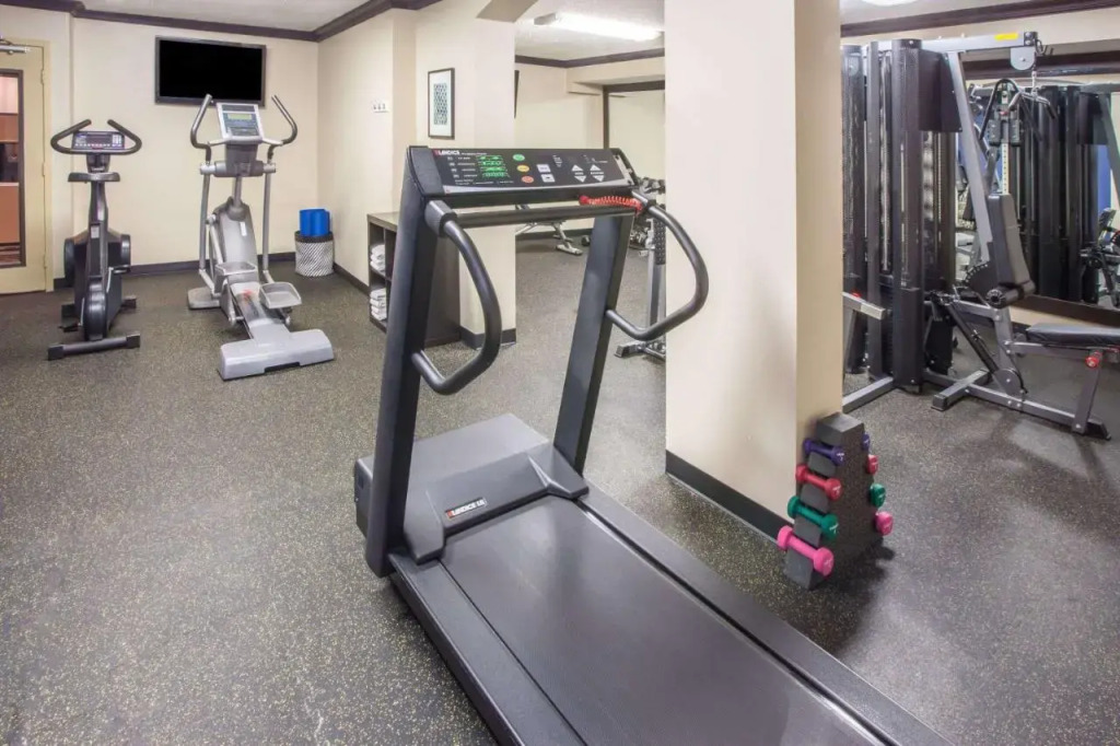 BEST WESTERN PLUS Schaumburg Hotel