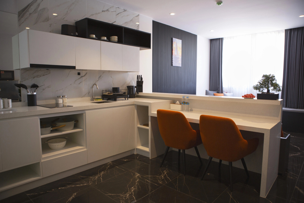 Квартира Modern Contrast Studio in Utopia Dream Max Nai Harn