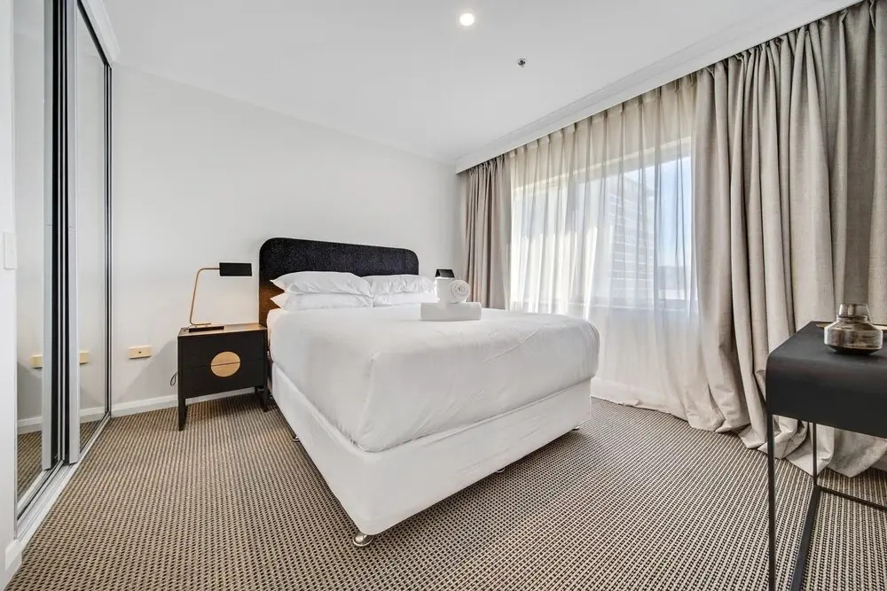 Center 1-bed With Sauna, Gym, BBQ & Parking