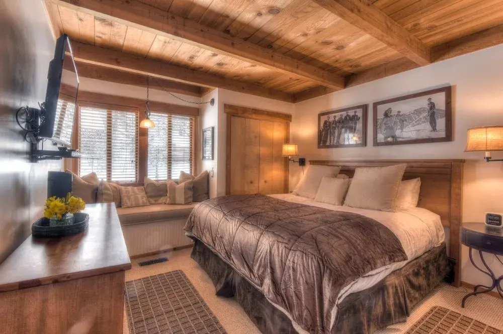 Granlibakken Retreat Near Tahoe Beach!