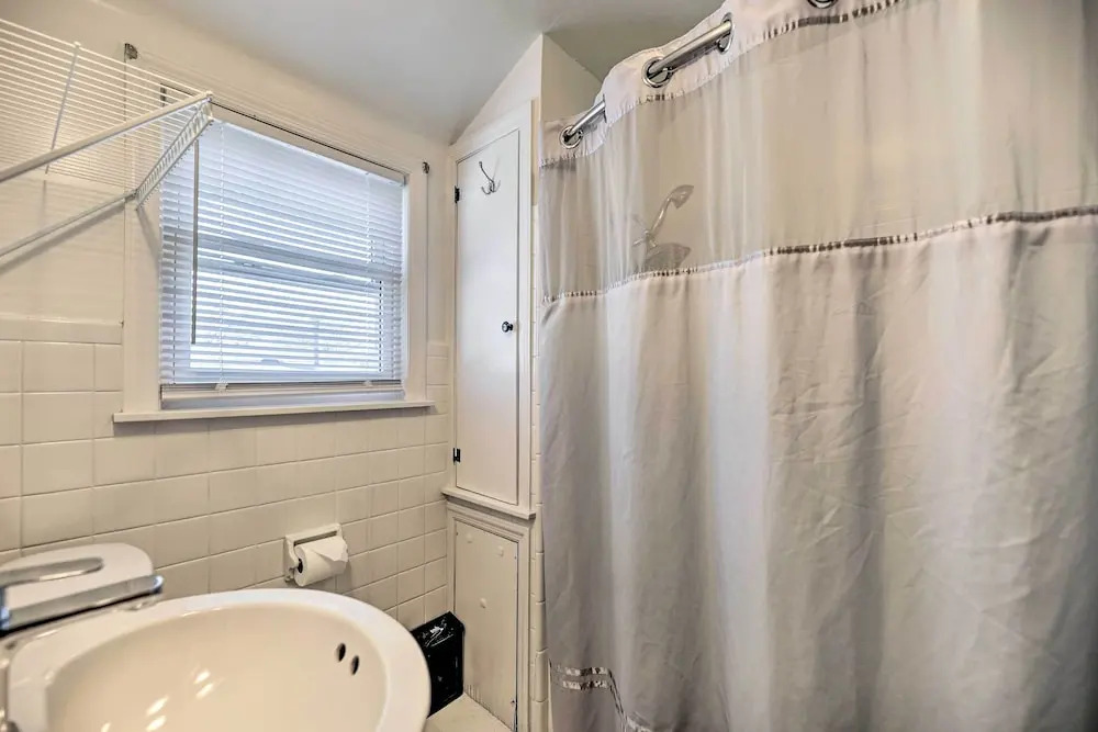 Cozy Retreat w/ Yard ~ 2 Mi to Lake Michigan!