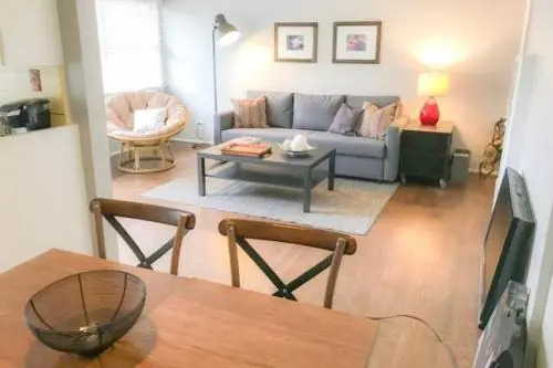 Beach Haven - Walkscore 92 & Parking Included