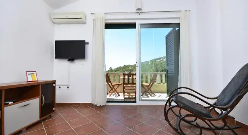 Holiday Home Olive Hills