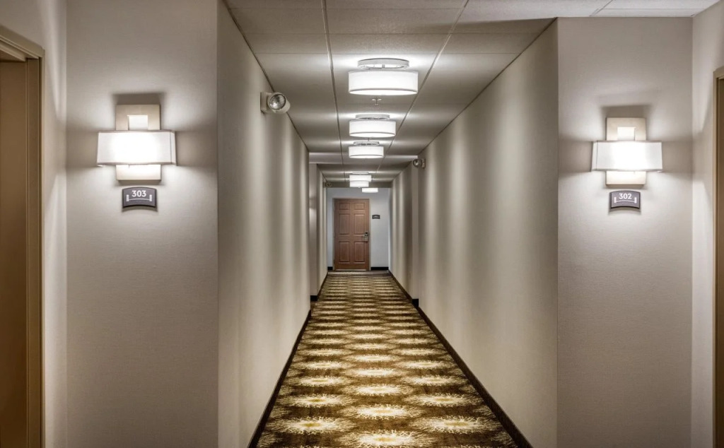 Staybridge Suites Chantilly Dulles Airport by IHG