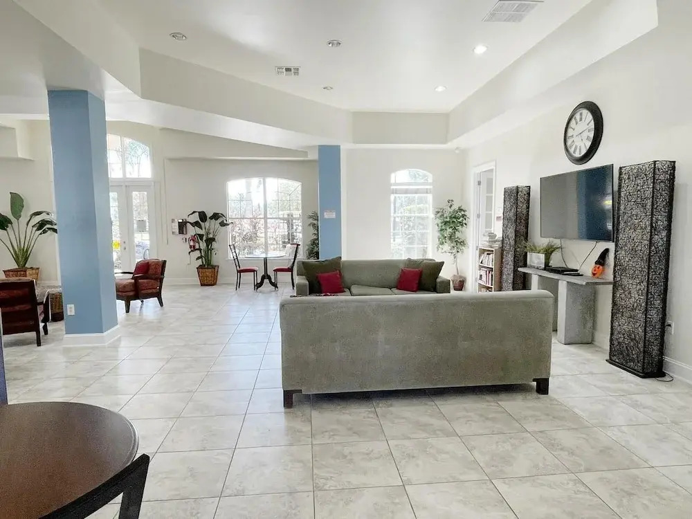 2/2 Condo Minutes From Disney at Terrace Ridge at Town Center
