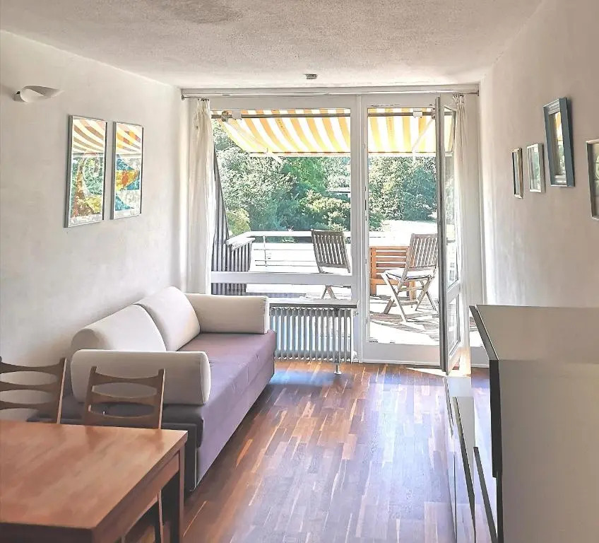 Sunny Seaside Apartment