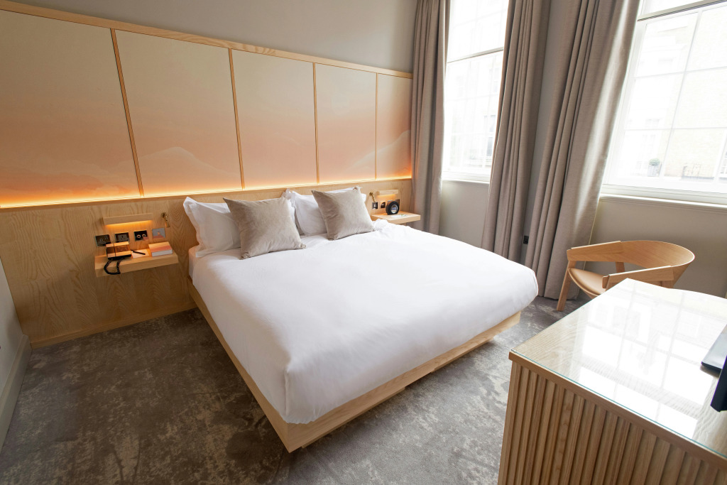 The Prince Akatoki London