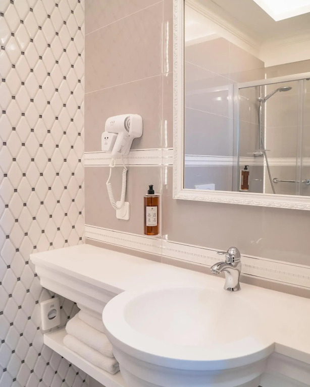 Merci Boutique Hotel