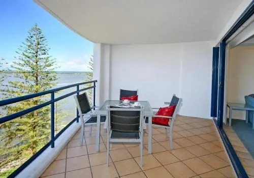 Just Perfect Apartment with Ocean Views