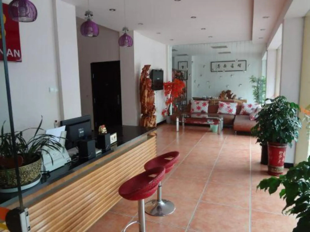 Dongnan Express Hotel