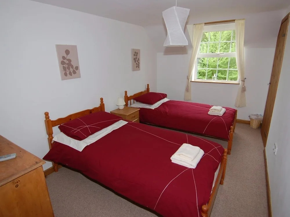 West Perry Hay, Bridport