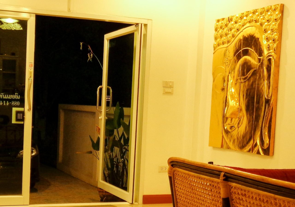Heuan Kaew House