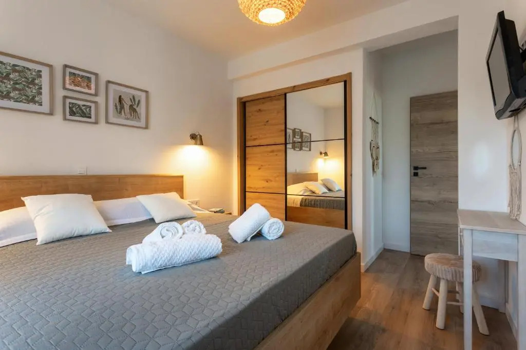HANA Luxury apartment with sea view