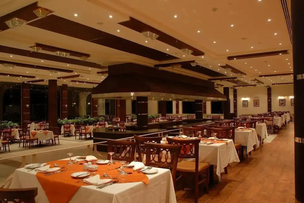 Al Nabila Grand Bay Resort