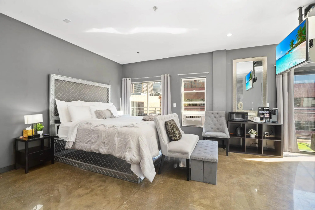 Outstanding En Suite Studio