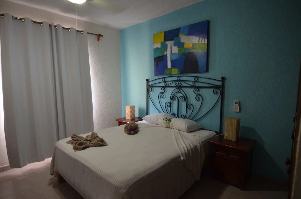 2BR Condo ground level Rinconada Del Sol