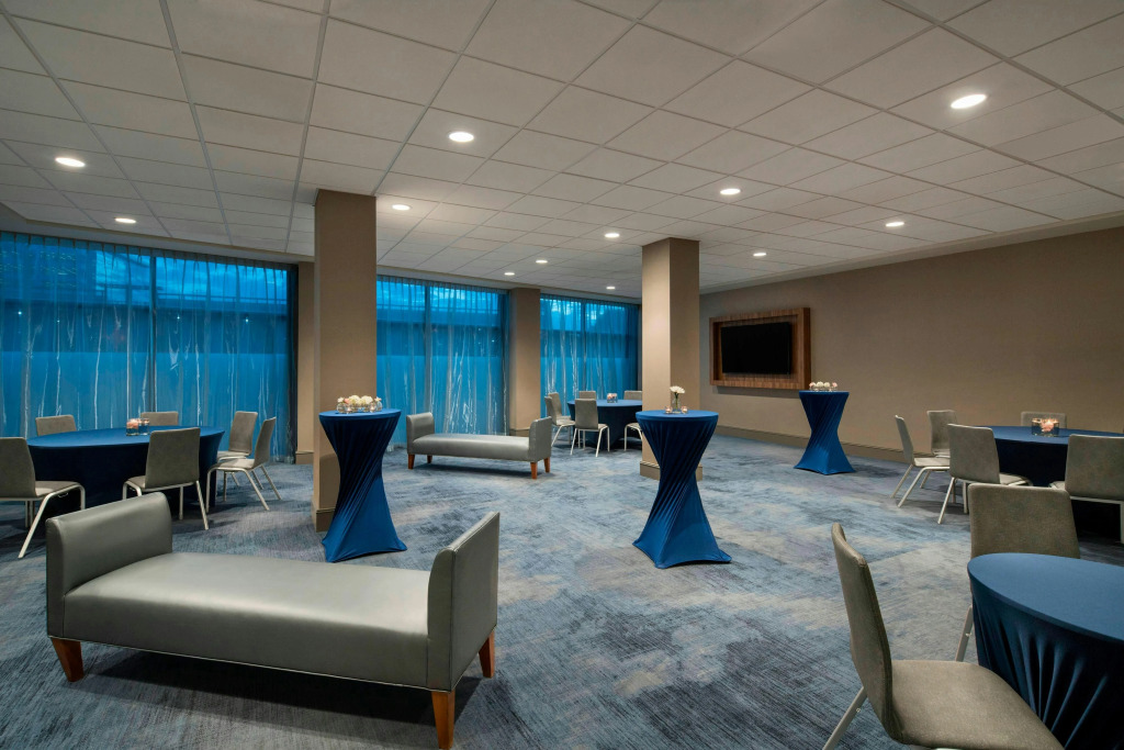 Delta Hotels by Marriott Richmond Downtown