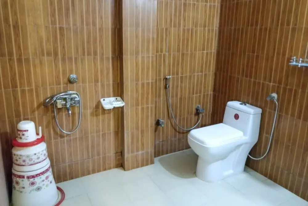 Goroomgo Imperial Jabalpur
