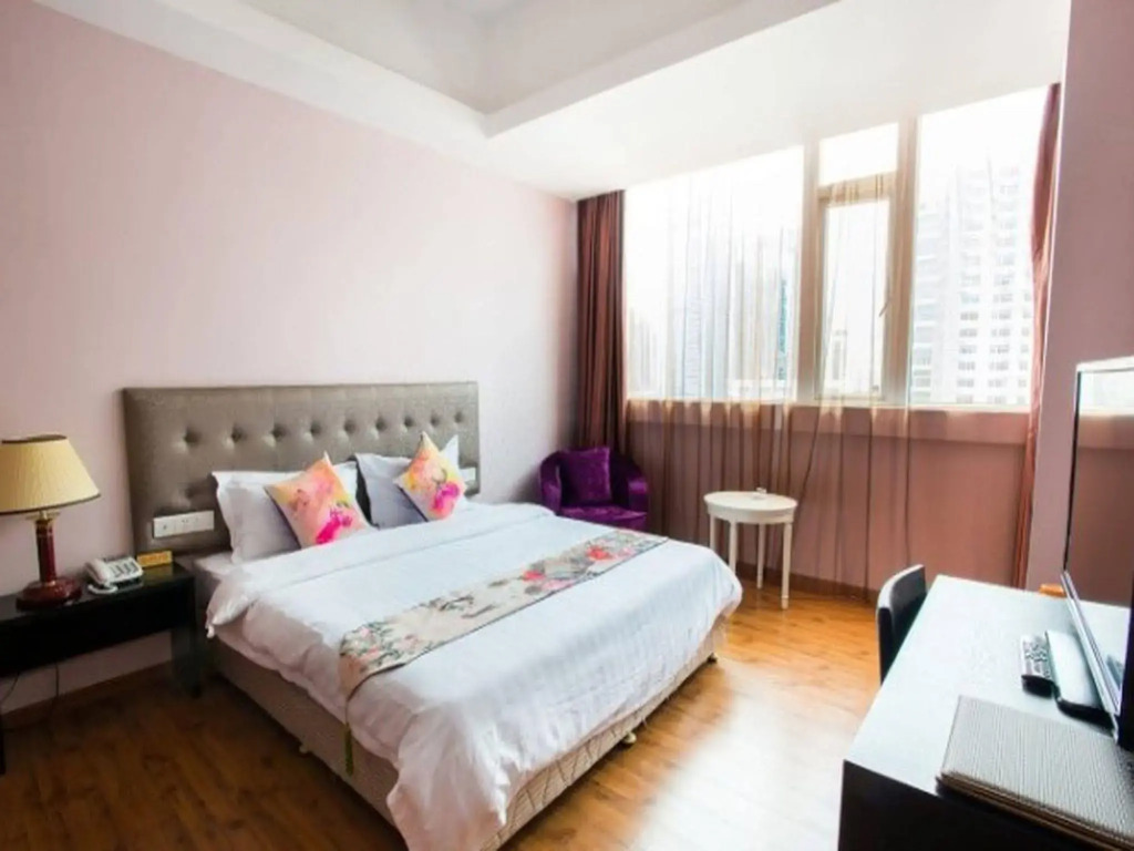 New World Hotel