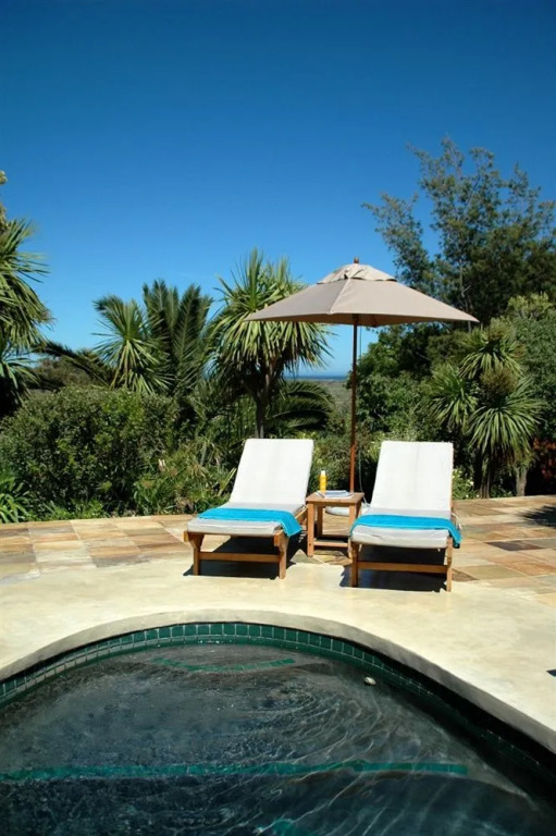 African Queen Guest House