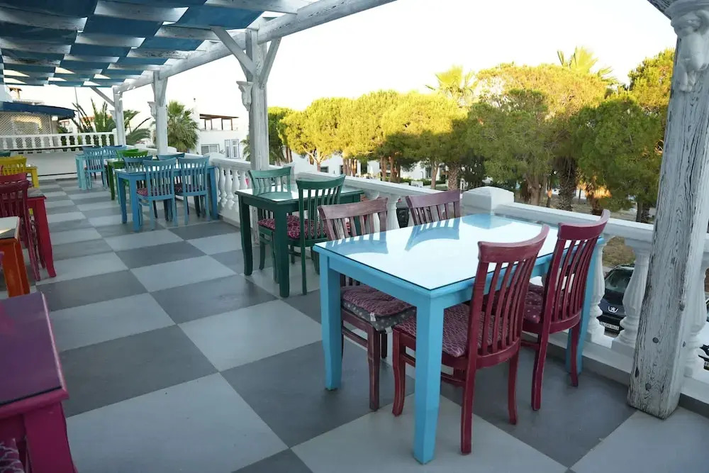 Bahama Art Hotel