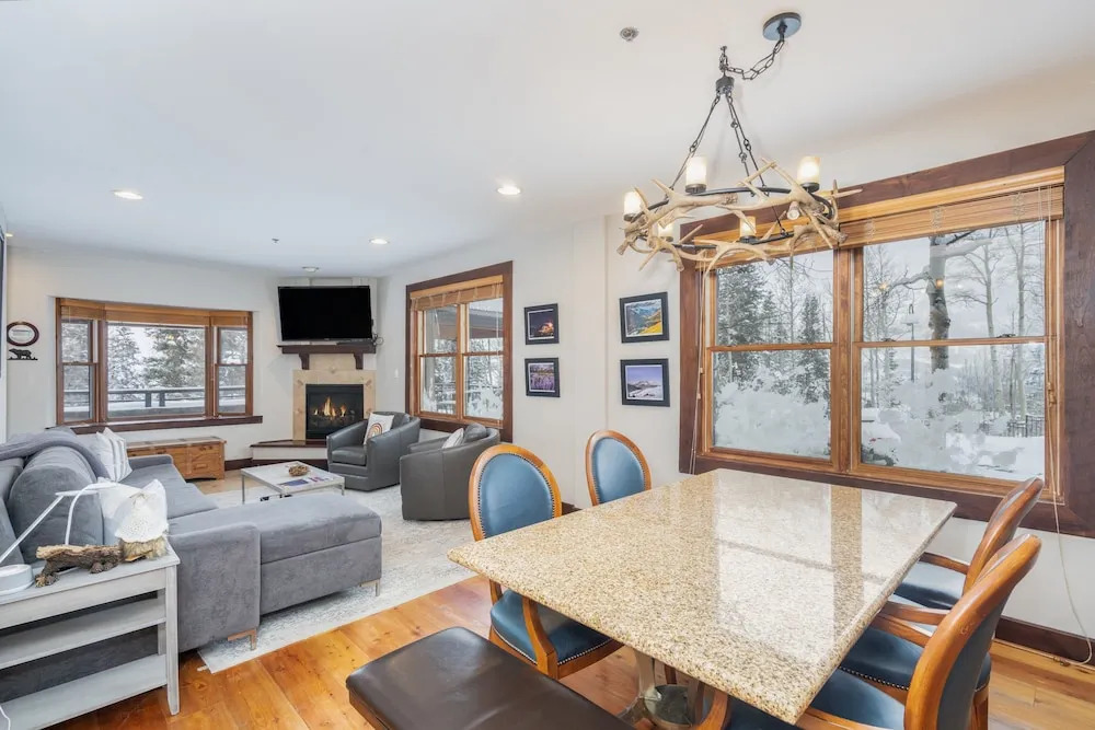 Bear Creek Lodge 112 2 Bedroom Condo by Alpine Lodging Telluride