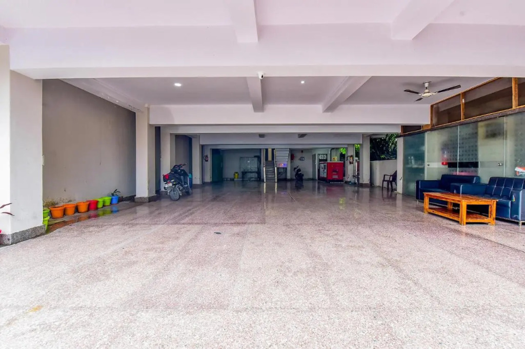 Fabhotel Mayank Residency