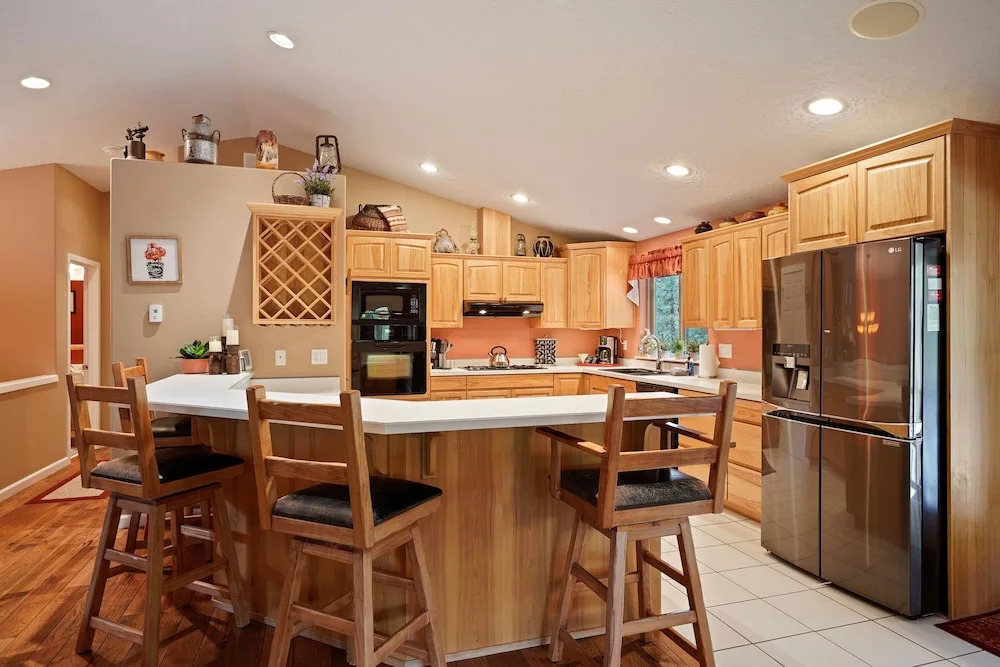 16 Jillian 4 Bedroom Home by RedAwning