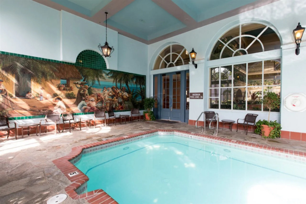 Embassy Suites by Hilton Los Angeles International Airport South