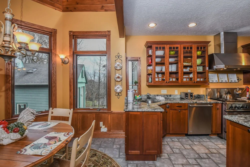 Cherries Jubilee 4 Bedroom House