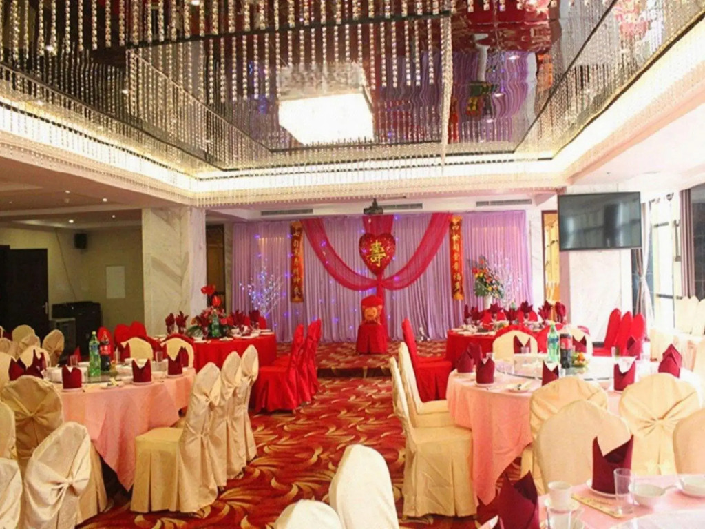 Garden Hotel