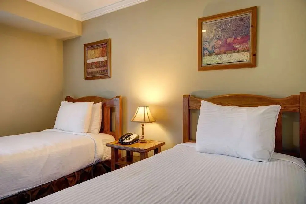 Lantern Lodge Asheville Biltmore Village