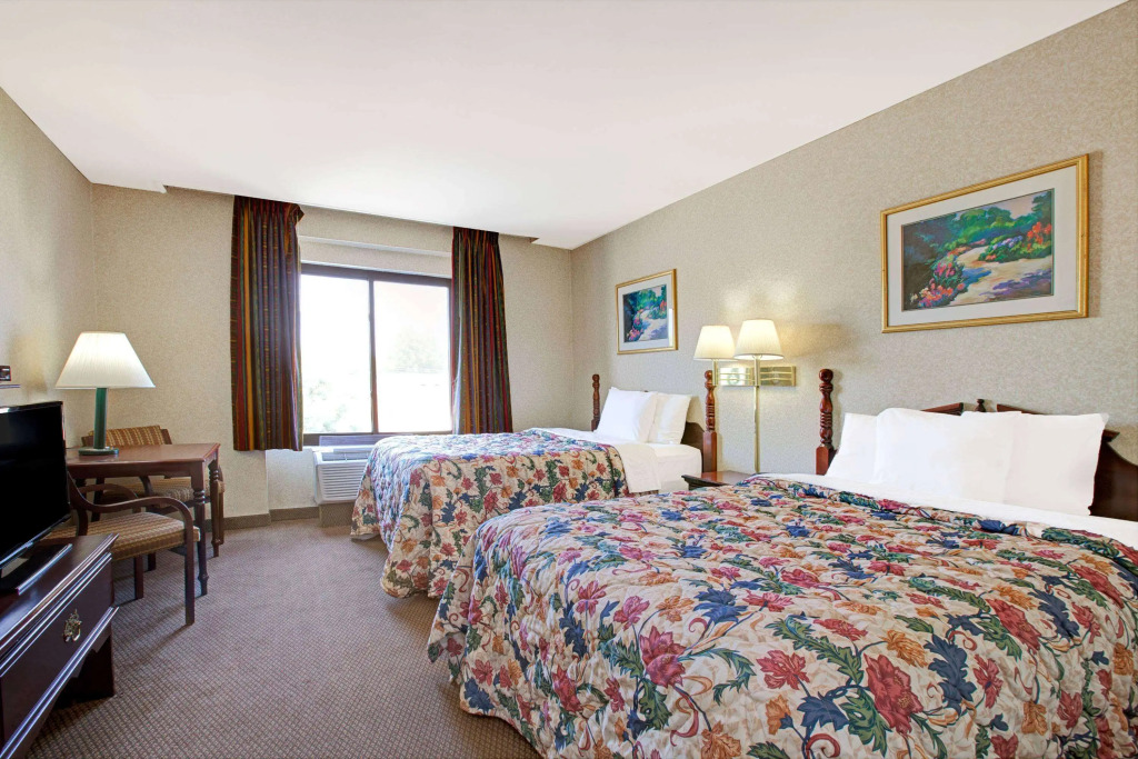 Days Inn by Wyndham Parsippany