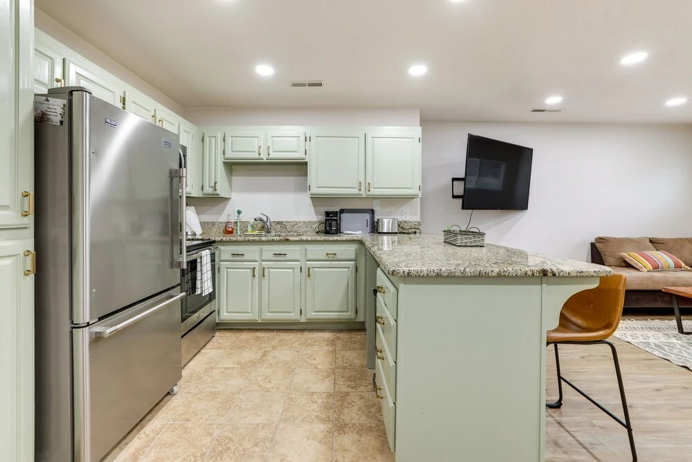 Modern Condo in St Georges Sports Village