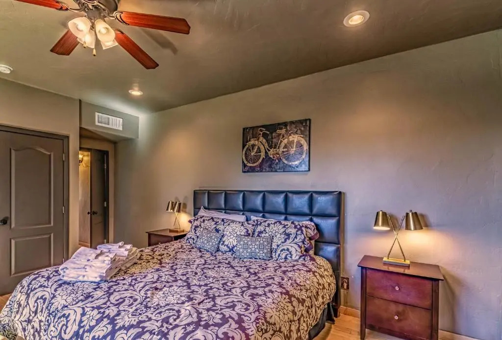 Clearview, 6 Bedrooms, Hot Tub, Pool Table, Views, Pet Friendly, Sleeps 14
