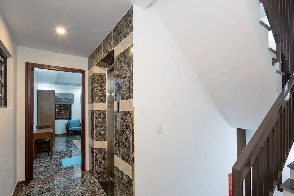 Marinas Penthouse Close To Popular Attractions