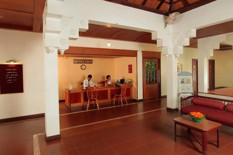 Hotel Silver Crest