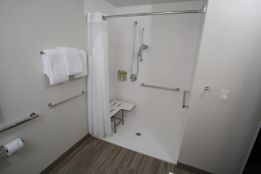 Holiday Inn Express - McCook by IHG