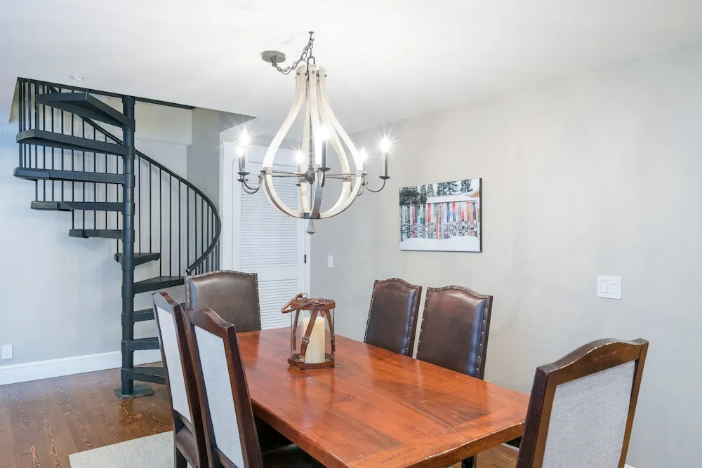 River Club 305 3 Bedroom Condo by Alpine Lodging Telluride
